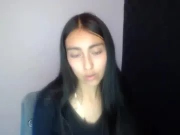 Freechat queenbyte_18 on Chaturbate