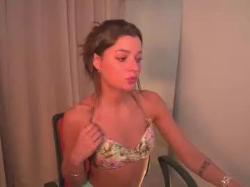 Rainevi from Chaturbate