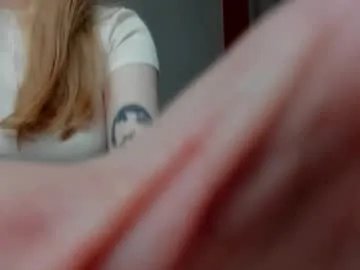 Freechat raveneusbiter on Chaturbate