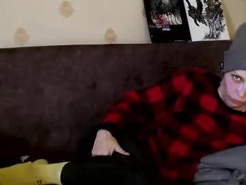 Chaturbate raziel_haze is Freechat raziel_haze — working arting stream (no sex) --> check out my free naughty videos #freak #shorthair #artist #fit #goth