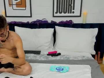 rebekayakil — GOAL: All naked [64 tokens remaining] Welcome to my room! #anal #cum #squirt #swingers #bdsm