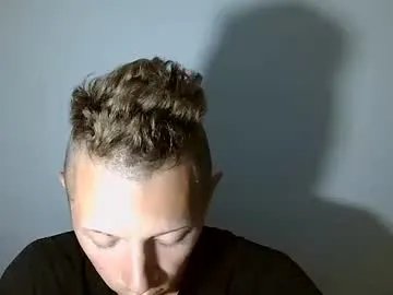 Freechat roastingcorn on Chaturbate