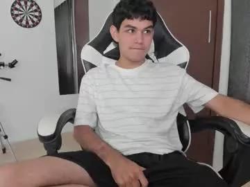 Ronaldmq20 from Chaturbate