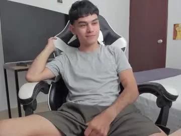 Ronaldmq20 from Chaturbate