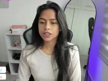 Freechat roseparis on Chaturbate