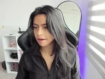 Freechat roseparis on Chaturbate