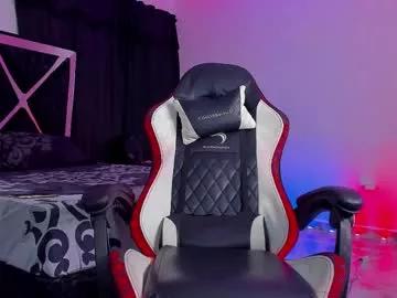 Santiagoreyesft from Chaturbate