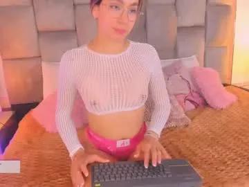 Sara_madrid_ from Chaturbate