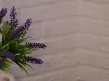 sarah__babyyy — Hey feel free to say hi // GOAL: Show my curves [55 tokens left] #skinny #braces #teen #bigass #bigboobs