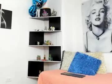 seelena_f — GOAL: Topples 5 min [18 tokens remaining] Welcome to my room! #feet #ebony #squirt #latina #cum