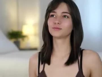 sheenadu — It's good to see you on my room ! Goal -show off  new outfit    <3 #natural #new #shy #cute #18 [521 tokens remaining]
