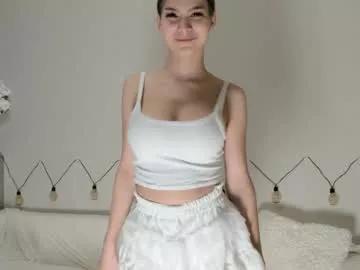 Freechat shine_chanel on Chaturbate