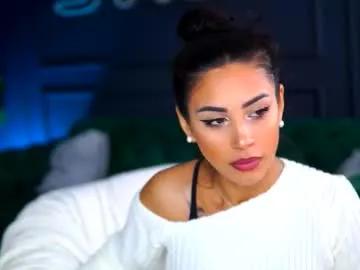 Freechat siennaruh on Chaturbate