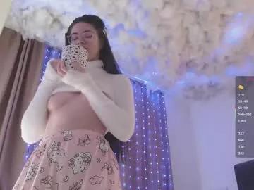 Freechat smolsonja on Chaturbate