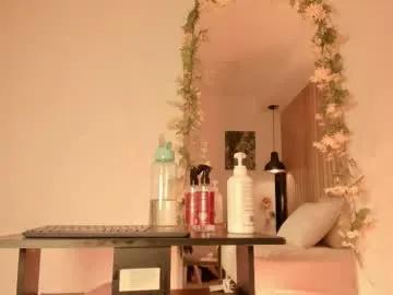 Freechat sofiesoft on Chaturbate