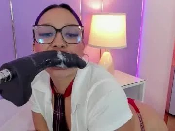 Freechat sophyruiz_ on Chaturbate