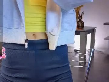 Freechat succubelle on Chaturbate