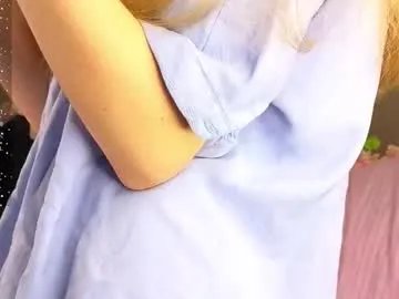 Freechat succubelle on Chaturbate