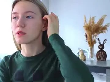 Freechat succubelle on Chaturbate