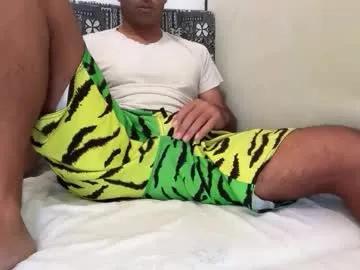 surftravel — masturbate/ flash cock 25 tk [100 tokens left] #bigcock #str8 #ass #sexy #fit #c2c #fit #horny #hard #bigdick #cut #straight #