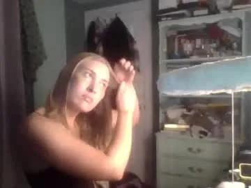 thelittlebambii on Chaturbate