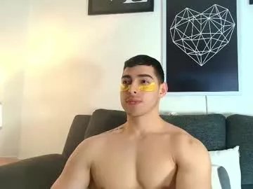 Freechat thomylov on Chaturbate
