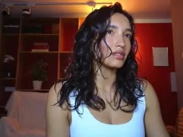 Freechat tia_j on Chaturbate