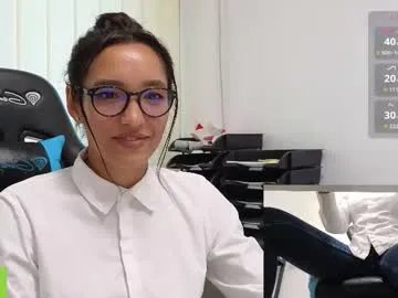 Freechat tia_j on Chaturbate