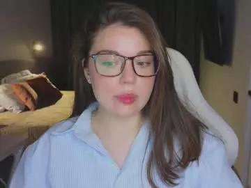 Tutti_frutti_ from Chaturbate
