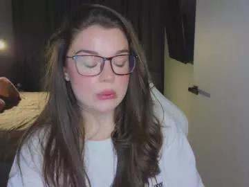 Tutti_frutti_ from Chaturbate