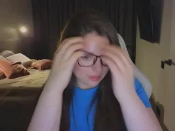Tutti_frutti_ from Chaturbate