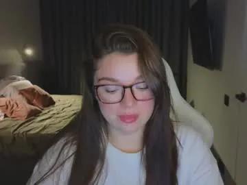 Tutti_frutti_ from Chaturbate