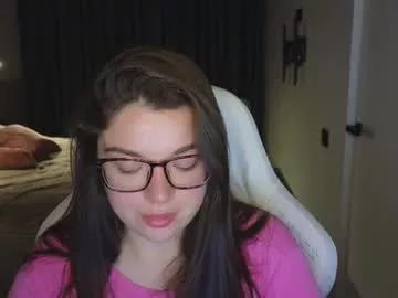 Tutti_frutti_ from Chaturbate