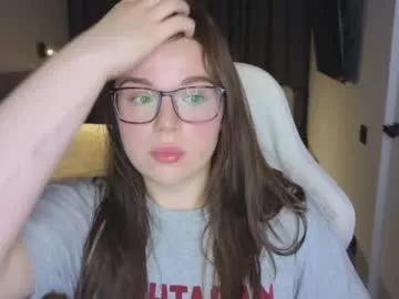 Tutti_frutti_ from Chaturbate