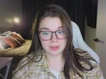 Tutti_frutti_ from Chaturbate