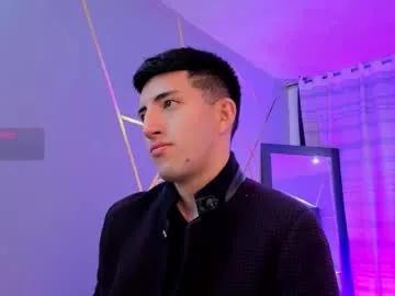 Freechat un_sluttyy on Chaturbate