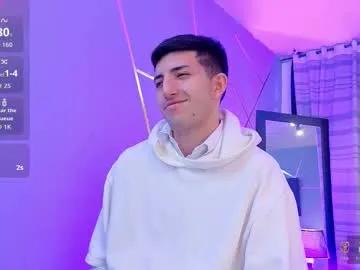 Freechat un_sluttyy on Chaturbate