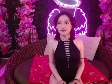 Freechat velvet_c4k3 on Chaturbate