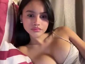 Freechat webcammaggie on Chaturbate