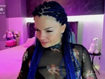 wow_maya on Chaturbate 