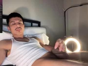 xmomentumx from Chaturbate is Freechat