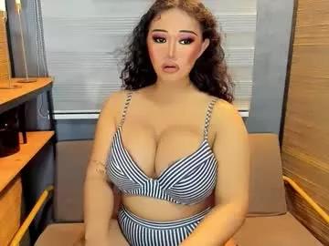 Xxtastefullayeshaxx from Chaturbate