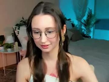 yourlovelystoryy from Chaturbate is Freechat