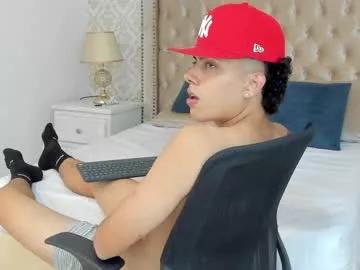 Freechat zeta_3 on Chaturbate