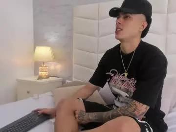 Freechat zeta_3 on Chaturbate