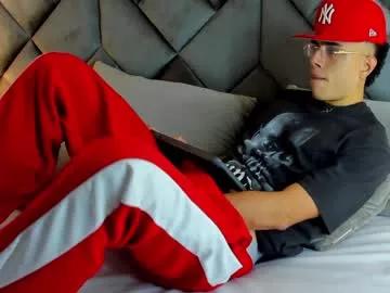 Freechat zeta_3 on Chaturbate