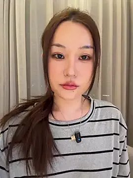 Freechat -cyber-butterfly- on StripChat