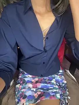 -Eliza- from StripChat is Freechat