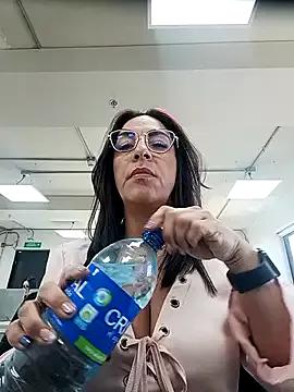 Freechat _Kamy_Hot on StripChat