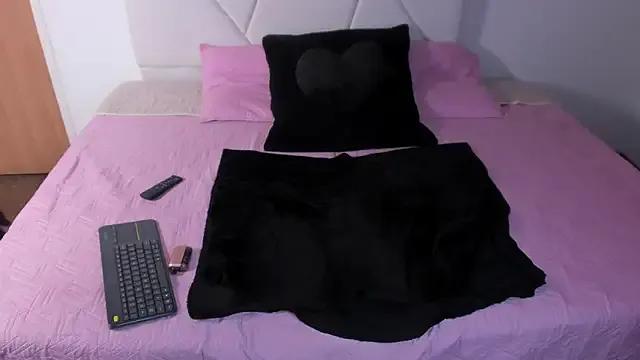 _Wandaa_ from StripChat is Freechat